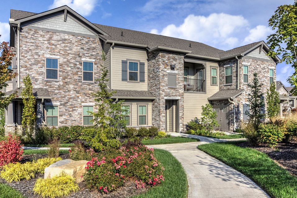 Adara Overland Park Apartments | Photo Gallery